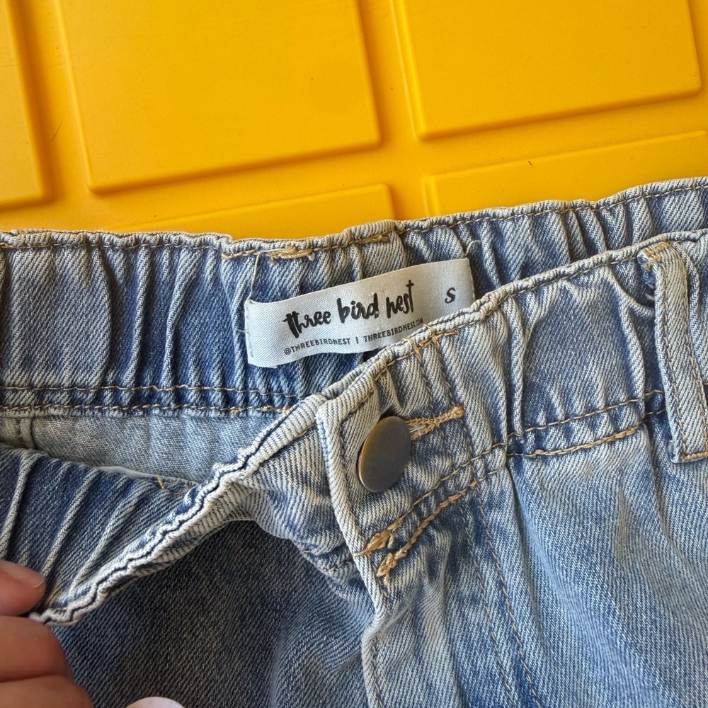 Three Bird Nest Wide-Leg Blue Jeans - Picture 3 of 5